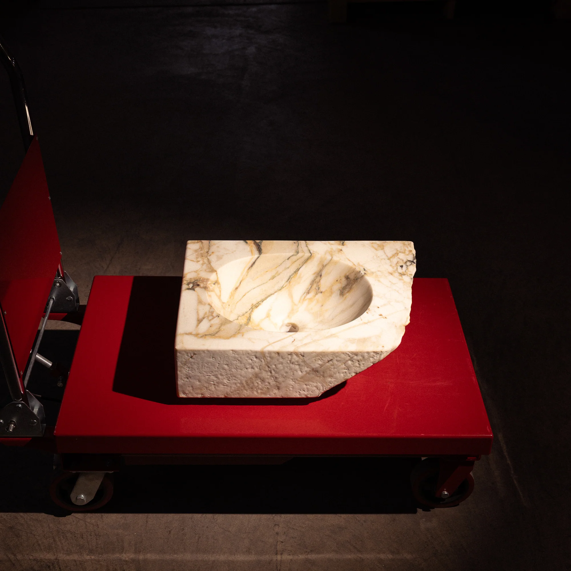 Monet Chiseled Vessel V1 - Image 4