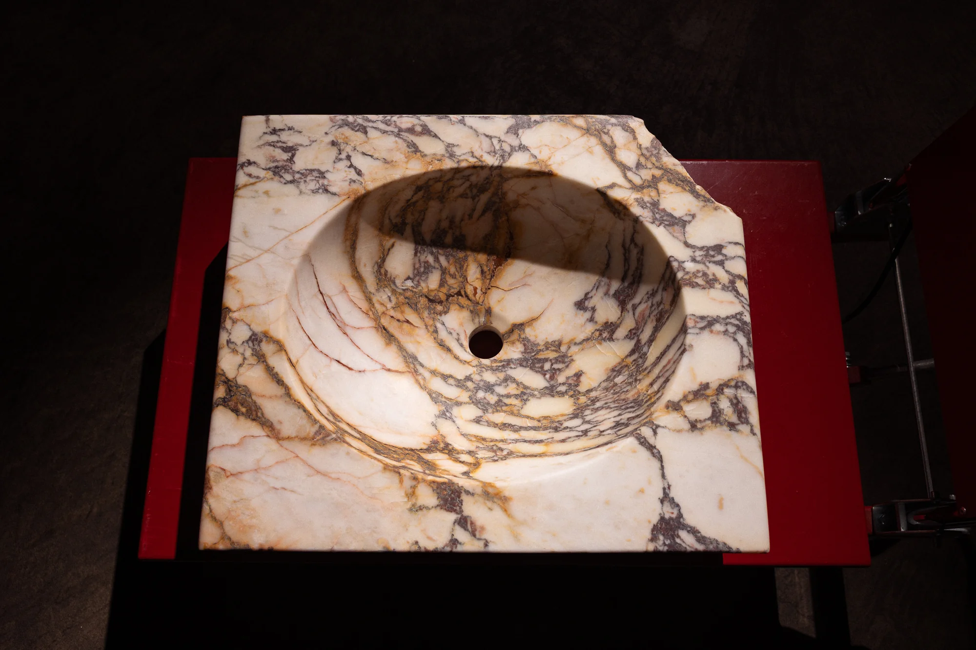 Viola Chiseled Vessel V2 - Image 4